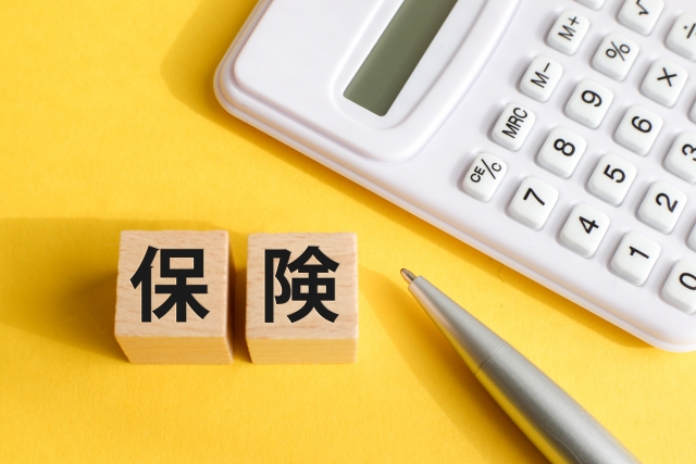 中古キャンピングカー　安い保険